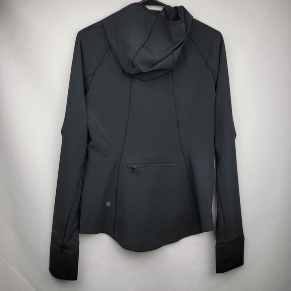 Lululemon - Picture 4 of 9